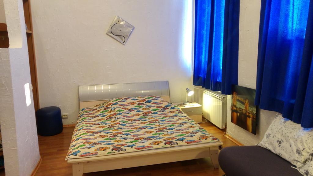 Apartment On Horodetskoho 4 Kijev Szoba fotó
